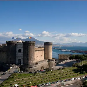  Aparthotel Gli Angioini Srl Italia