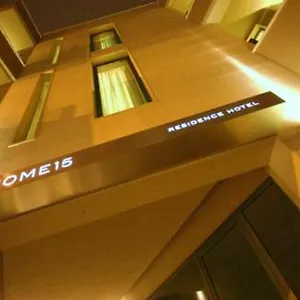 15 Hotel